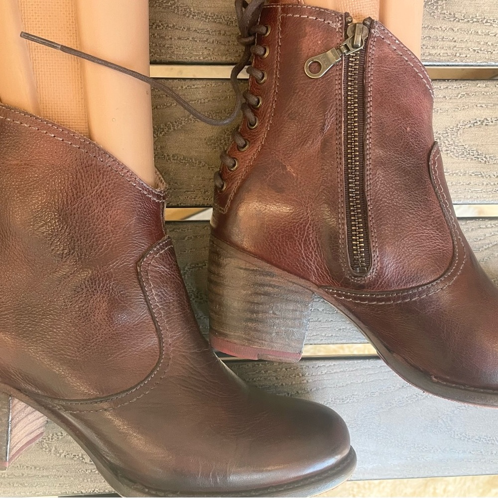 BED STU X Sundance XENA Starry Night Brown Leather Lace Back Boots booties 7.5
